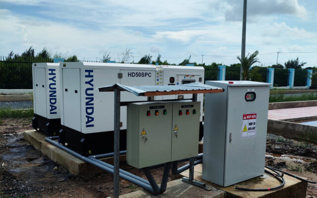 Máy phát điện Hyundai DHY50SCP